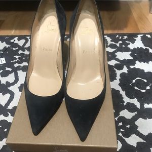 Christian Louboutin Apostrophy Pump in sz Euro 38